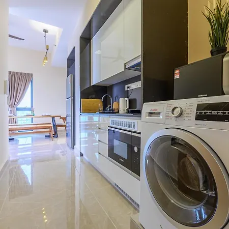 Penthouse Sky Jacuzzi At Klcc Apartment Kuala Lumpur Exterior photo