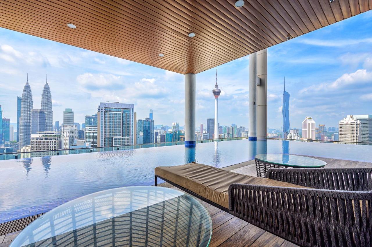 Penthouse Sky Jacuzzi At Klcc Apartment Kuala Lumpur