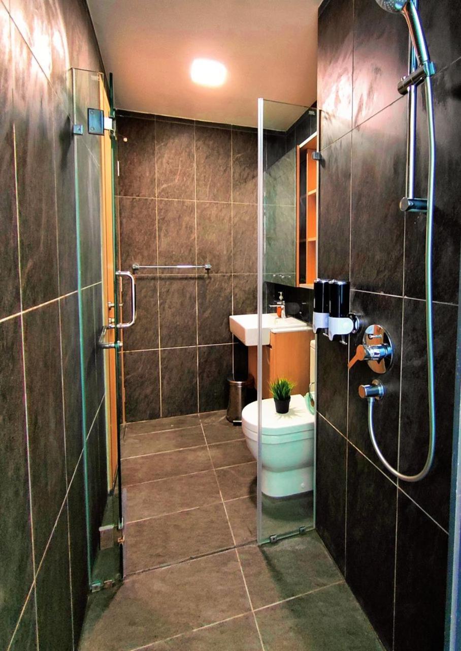 Apartment Penthouse Sky Jacuzzi At Klcc *